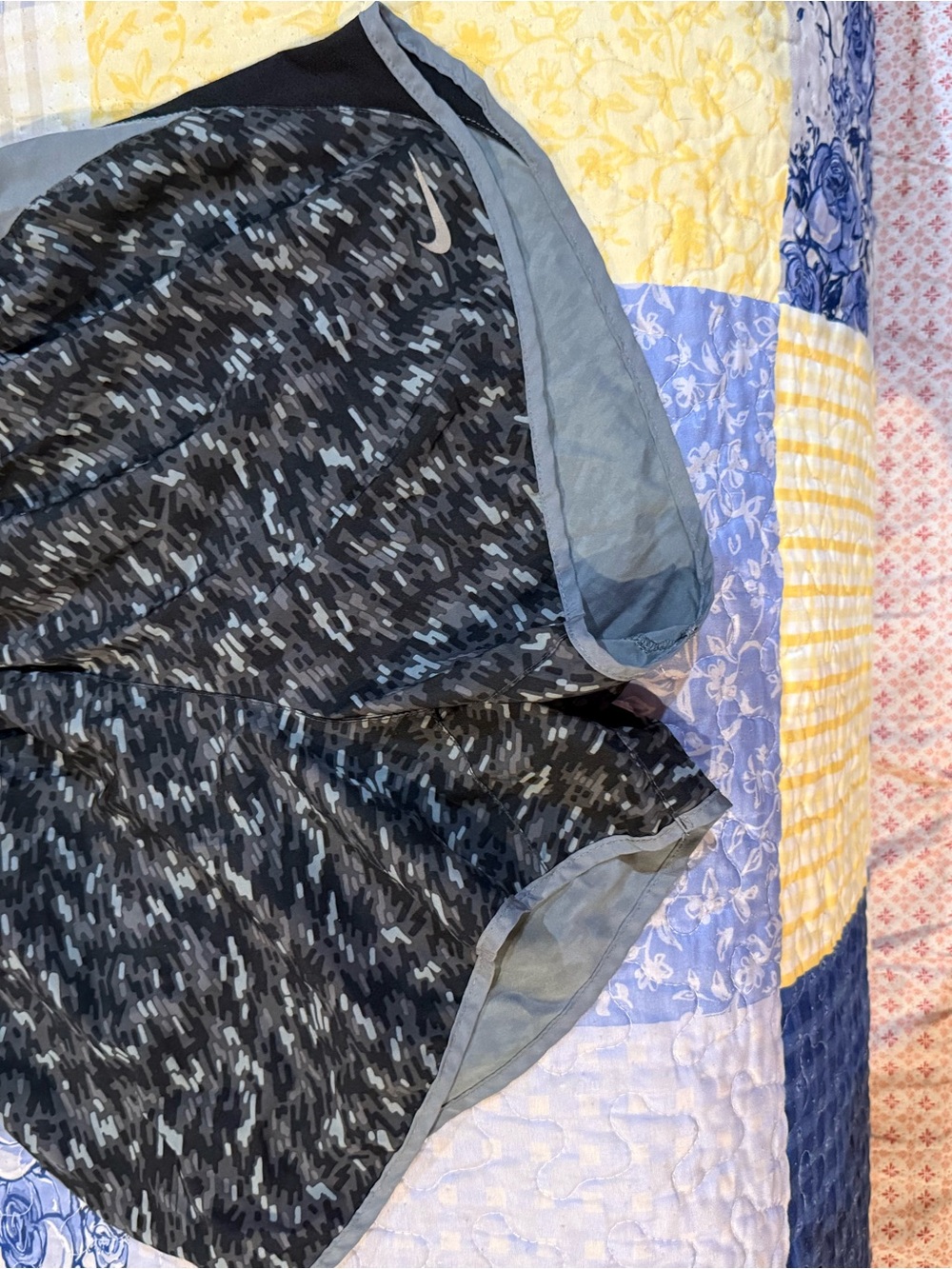 Nike Black and Gray Camouflage Quilted Bedding Layer
